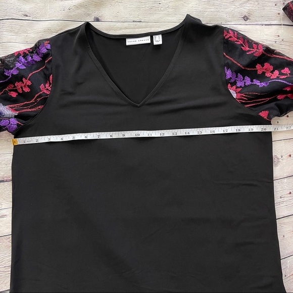 Susan Graver black sheer embroidered sleeve v-neck side slit blouse top size M - Picture 10 of 15